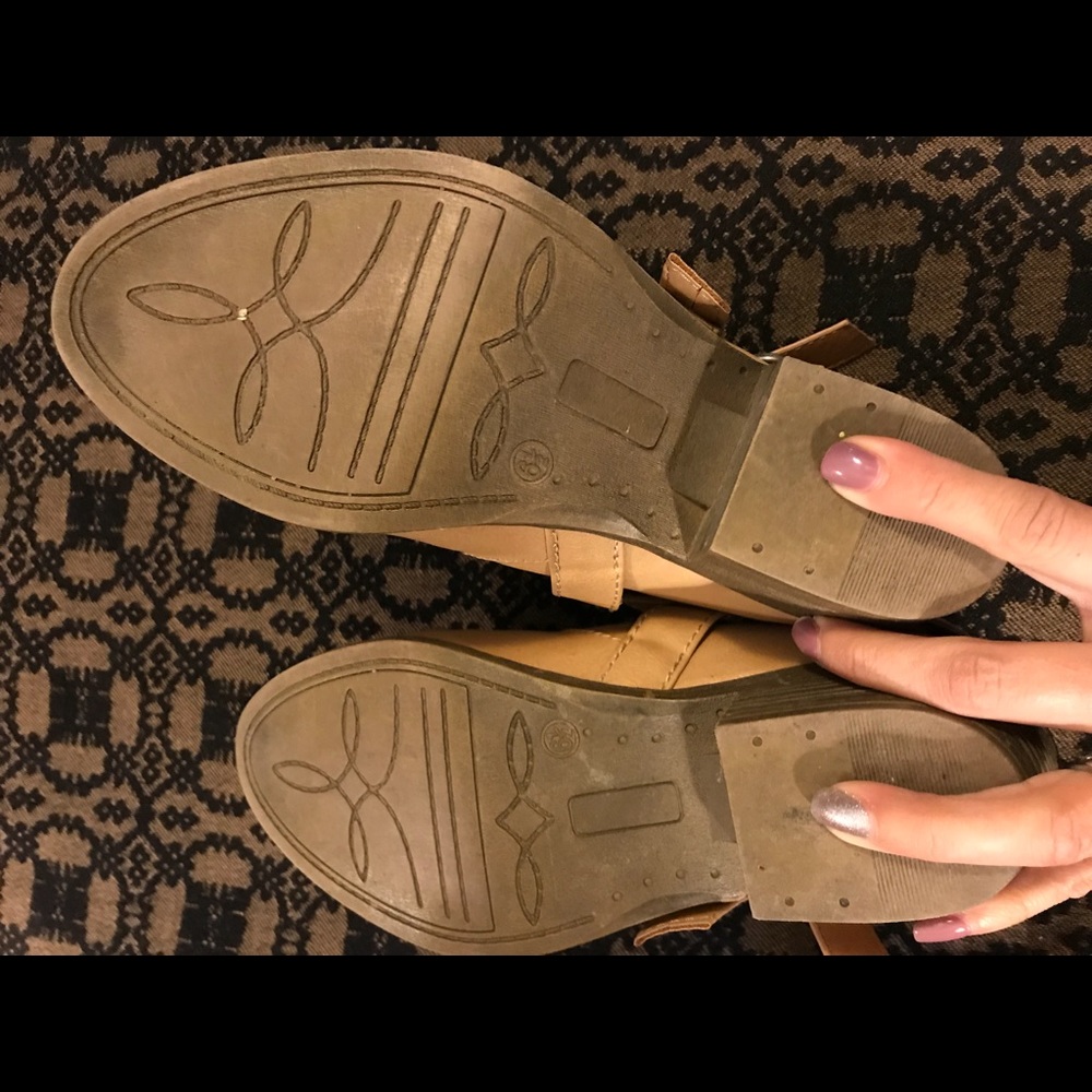 Booties - Picture 6 of 7